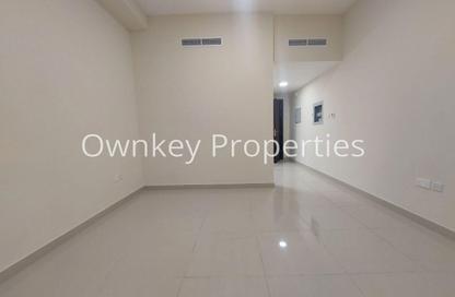Apartment - Studio - 1 Bathroom for rent in Al Karama Sqaure - Al Karama - Dubai
