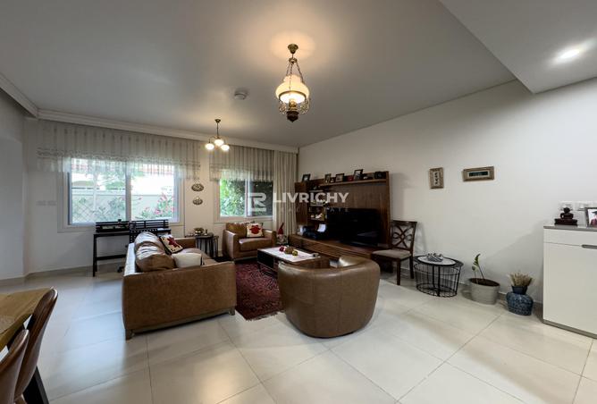 74232458 - صورة العقار 2