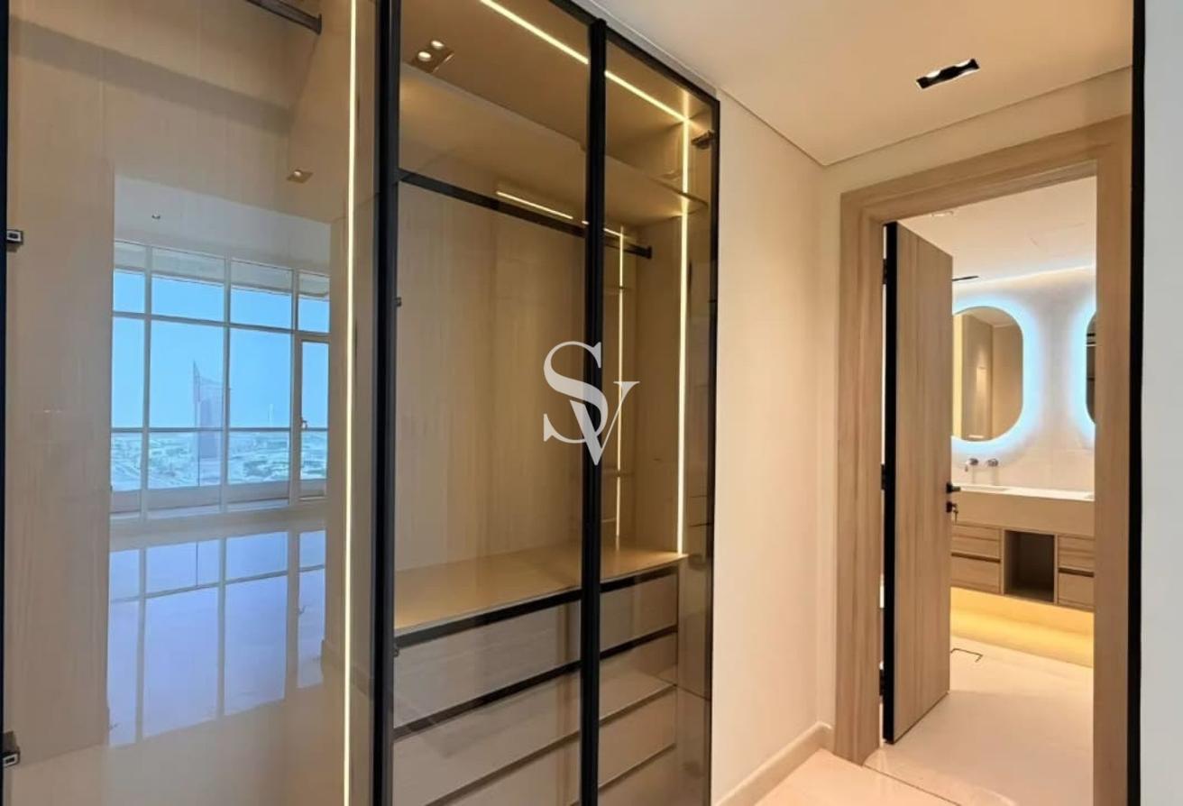Spacious 3BR Apartment | High Floor | Near Metro photo 6