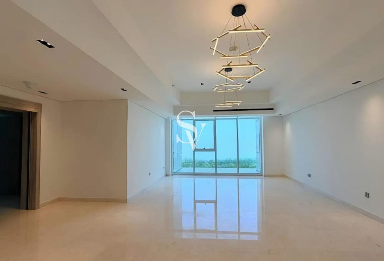 Spacious 3BR Apartment | High Floor | Near Metro photo 13