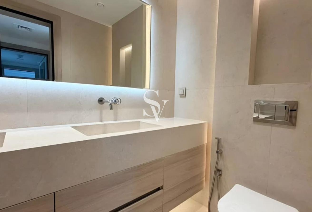 Spacious 3BR Apartment | High Floor | Near Metro photo 7