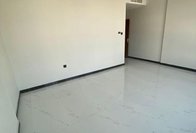 54395602 - صورة العقار 3