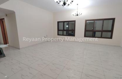 Apartment - 2 - 3 for rent in Al Zarooni Building - Al Nahda 2 - Al Nahda - Dubai