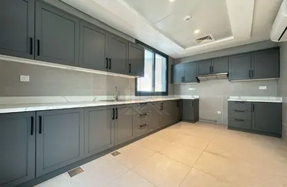 Apartment - 2 Bedrooms - 2 Bathrooms for rent in Khalifa City A Villas - Khalifa City A - Khalifa City - Abu Dhabi