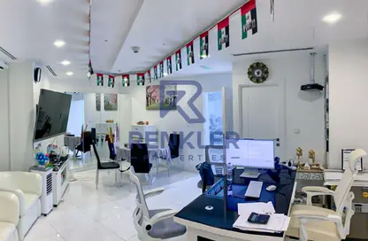 Office Space - Studio - 1 Bathroom for rent in The Burlington - Business Bay - Dubai Office Space - Studio - 1 Bathroom for rent in The Burlington - Business Bay - Dubai