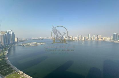 Apartment - 3 - 5 for rent in Al Majaz 3 - Al Majaz - Sharjah