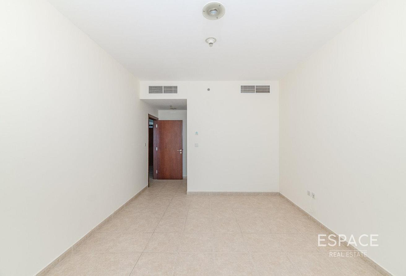 Full Sea View | High Floor | Unfurnished photo 6