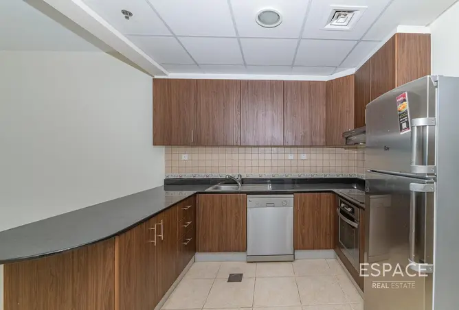76163743 - Property Image 2