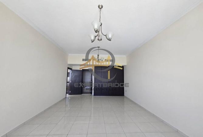 76970837 - Property Image 3