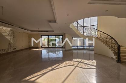 Villa - 5 - 5 for rent in Al Jafiliya Villas - Al Jafiliya - Bur Dubai - Dubai