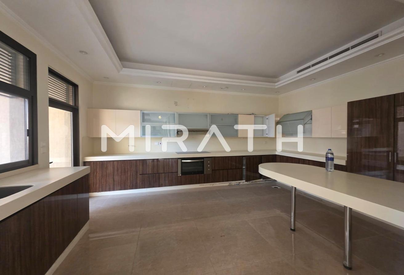 Excellent Villa | Private Pool | Garden photo 3