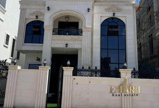 فيلا فاخرة جديدة أول ساكن تقع في منطقة الحليو 2