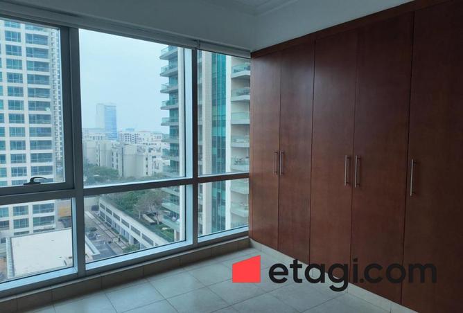 70292444 - صورة العقار 2