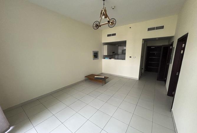 Spacious 1BR | Podium Facing | Balcony |Vacant Now photo 3