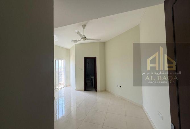 67820661 - Property Image 2