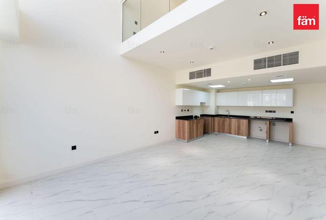 104690750 - Property Image 2