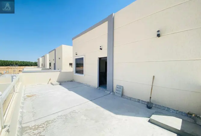 105536110 - Property Image 3