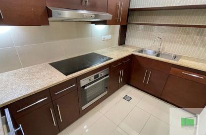 Apartment - 2 Bedrooms - 3 Bathrooms for rent in Nation Towers - Corniche Road - Abu Dhabi