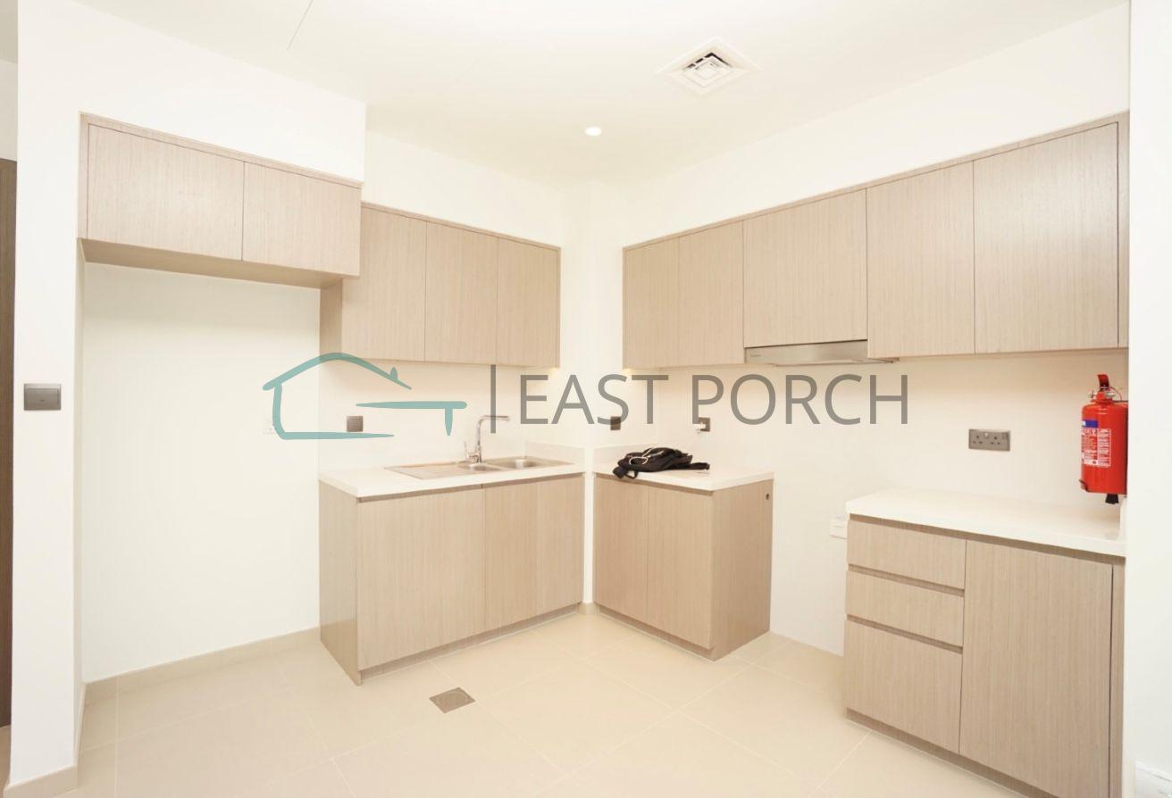 Well Maintained | High Floor | Ready Mid October photo 4