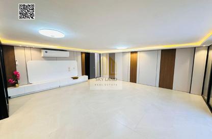 Villa - 5 Bedrooms - 7 Bathrooms for sale in Al Mowaihat 1 - Al Mowaihat - Ajman