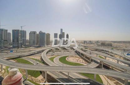 Apartment - 1 - 1 for rent in Manchester Tower - Dubai Marina - Dubai