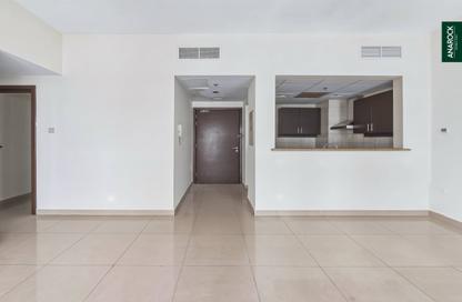 Apartment - 2 - 3 for rent in Centrium Tower 2 - Centrium Towers - Dubai Production City (IMPZ) - Dubai