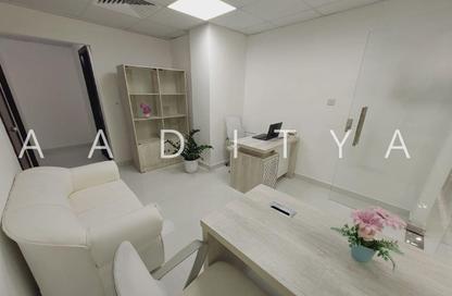 Office Space - Studio - 1 Bathroom for rent in Silver Home Building - Hor Al Anz - Deira - Dubai