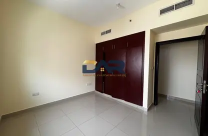 Apartment - 2 Bedrooms - 2 Bathrooms for rent in Shabiya 12 - Shabiya - Mussafah - Abu Dhabi
