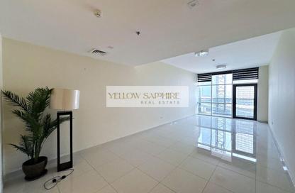 Apartment - 3 - 4 for rent in Duja Tower - Sheikh Zayed Road - Dubai Apartment - 3 - 4 for rent in Duja Tower - Sheikh Zayed Road - Dubai