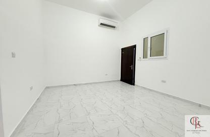 Apartment - 1 - 1 for rent in Mohamed Bin Zayed Centre - Mohamed Bin Zayed City - Abu Dhabi