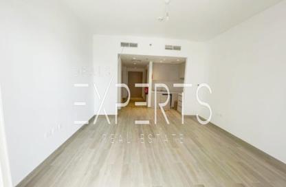 Apartment - Studio - 1 for rent in Waters Edge - Yas Island - Abu Dhabi