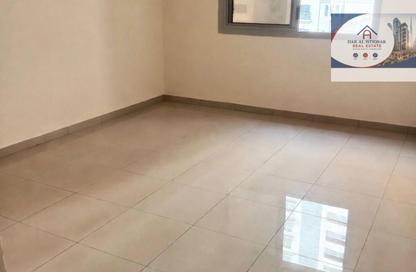 Apartment - 1 - 1 for rent in Thuraya Al Majaz Building - Al Majaz 3 - Al Majaz - Sharjah