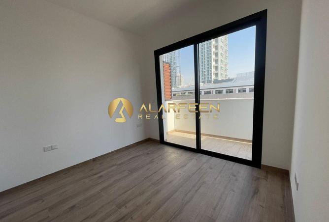 87025332 - Property Image 2