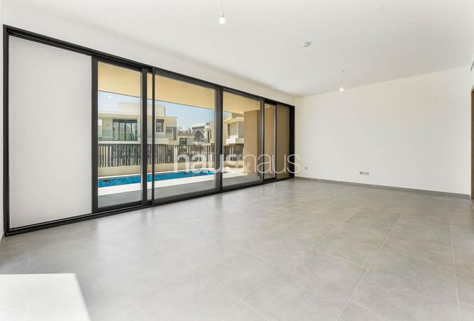 127010054 - Property Image 2
