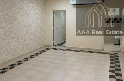 Villa - 2 Bedrooms - 3 Bathrooms for rent in Al Muhaisnah 1 - Al Muhaisnah - Dubai