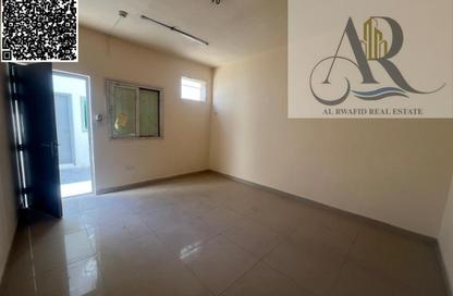 Labor Camp - Studio - 7+ Bathrooms for rent in SG 13 Building - Industrial Area 13 - Sharjah Industrial Area - Sharjah