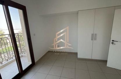 Apartment - 3 Bedrooms - 3 Bathrooms for rent in Zahra Breeze Apartments 3A - Zahra Breeze Apartments 3 - Zahra Breeze Apartments - Town Square - Dubai