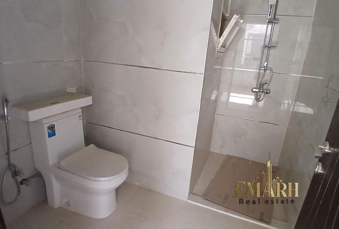 121982843 - Property Image 3