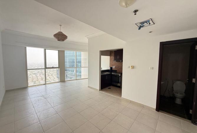 135611142 - Property Image 3