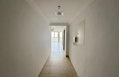 Apartment - 1 Bedroom - 2 Bathrooms for rent in Lake Shore Tower - JLT Cluster Y - Jumeirah Lake Towers - Dubai