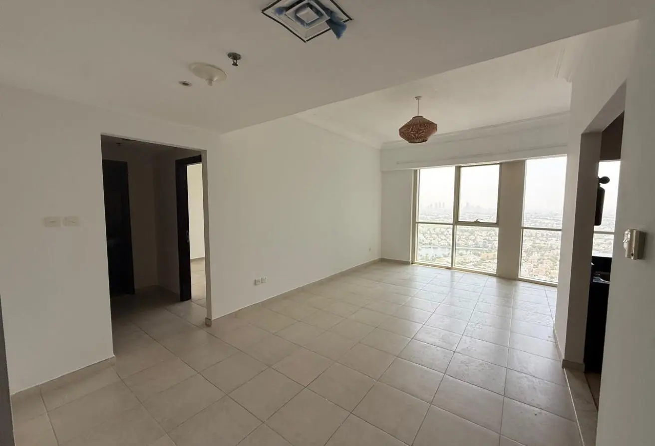 135611142 - Property Main Image