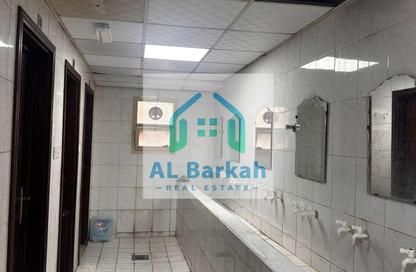 سكن عمال - استوديو - 7 حمامات للايجار في الجرف 2 - الجرف - عجمان وسط المدينة - عجمان