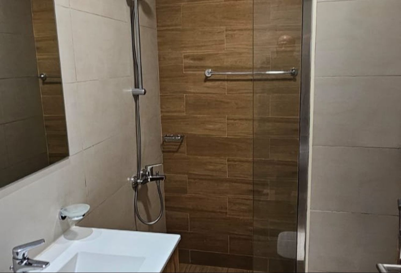 Fully Furnished 2BR | Big Balcony | Canal view