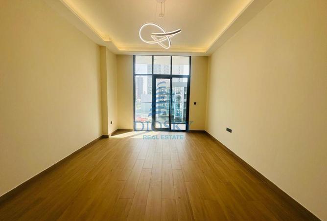 70693413 - صورة العقار 3