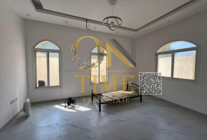 128390189 - Property Image 2