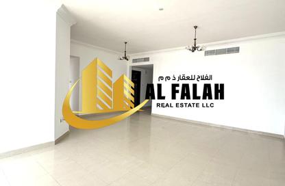 Apartment - 3 Bedrooms - 3 Bathrooms for rent in New Al Taawun Road - Al Taawun - Sharjah