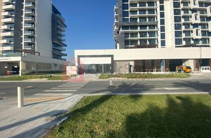 Retail - Studio - 1 Bathroom for rent in Azizi Riviera 3 - Azizi Riviera - Meydan One - Meydan - Dubai