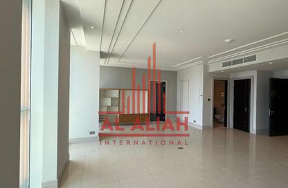 Apartment - 2 Bedrooms - 3 Bathrooms for rent in Four Seasons Private Residences - Al Maryah Island - Abu Dhabi