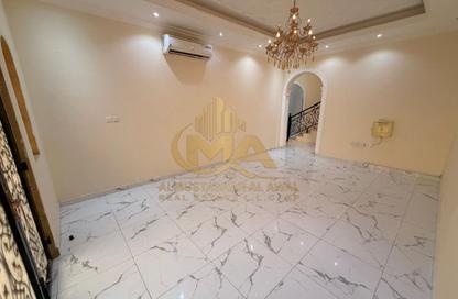 Villa - 5 - 7 for sale in Al Mowaihat 2 - Al Mowaihat - Ajman