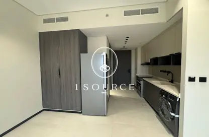 شقة - 1 حمام للايجار في اميرالد فيجن تاور - مثلث قرية جميرا - دبي